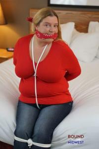 www.boundinthemidwest.com - Samantha Jacobs Bound In Blue Jeans thumbnail